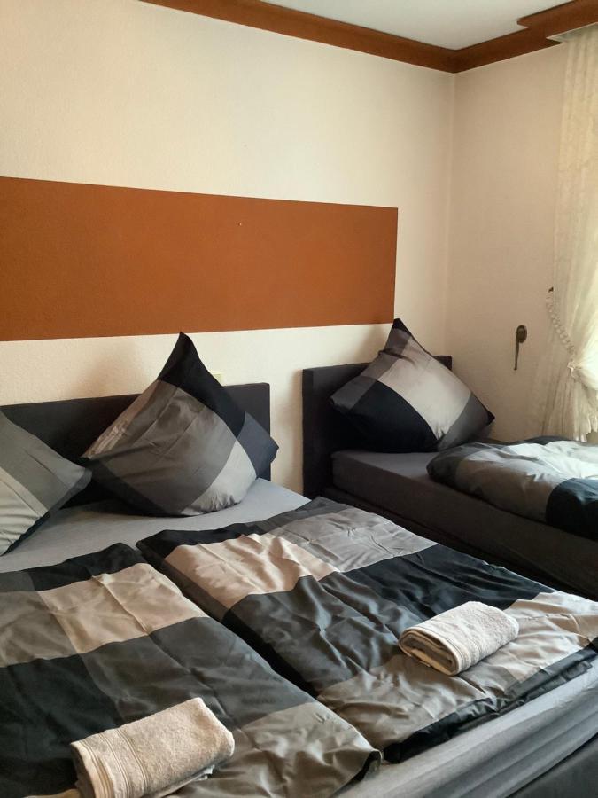 Neu Renoviert 2025! 4Zimmer 8 Einzelbetten Ferienwohnung Zeche Zollverein Essen Ngoại thất bức ảnh